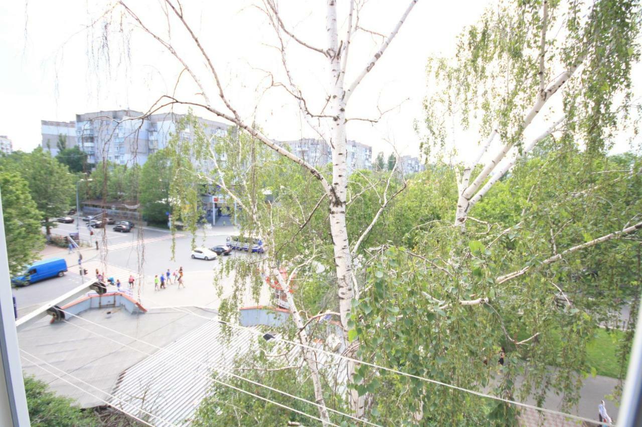Apartment Ilyichevsk  Tjornomorsk Exteriör bild